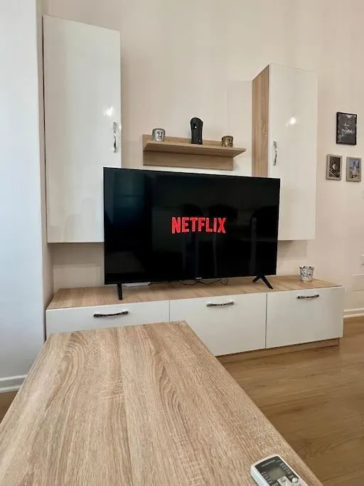 Urban Oasis Magnet Apartment Tirana 0*,